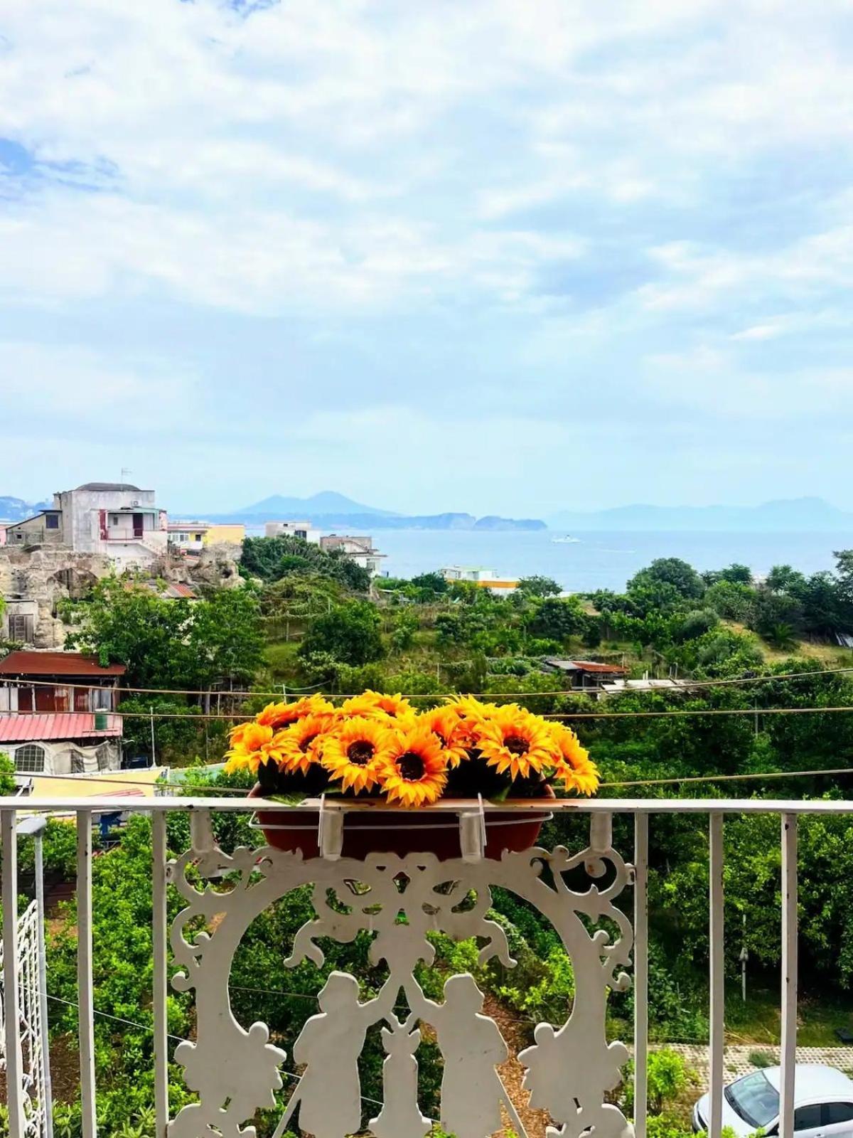 Casa Nina-Bacoli Elegant & View Apartment Luaran gambar